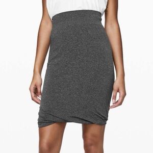 Lululemon Boulevard Bliss Skirt Heathered Black / White BLK/WHT Size 6
